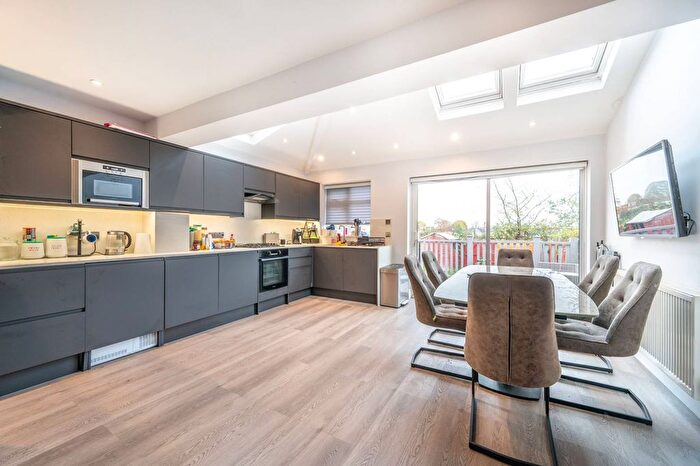 4 Bedroom End Terrace House For Sale In Conway Crescent, Perivale, Greenford, UB6