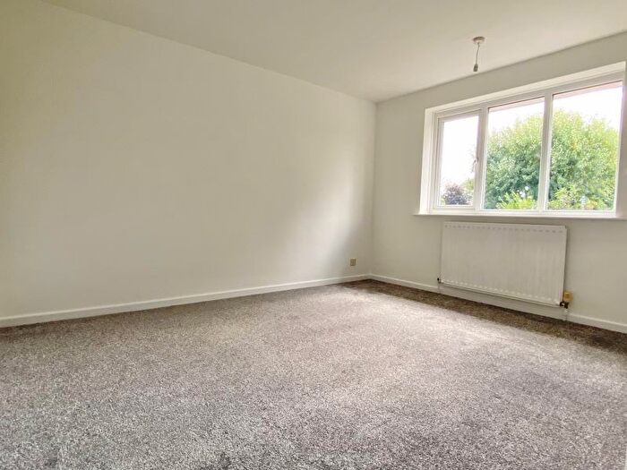 3 Bedroom Terraced House For Sale In Selkirk Drive, Sutton Hill, Telford, TF7