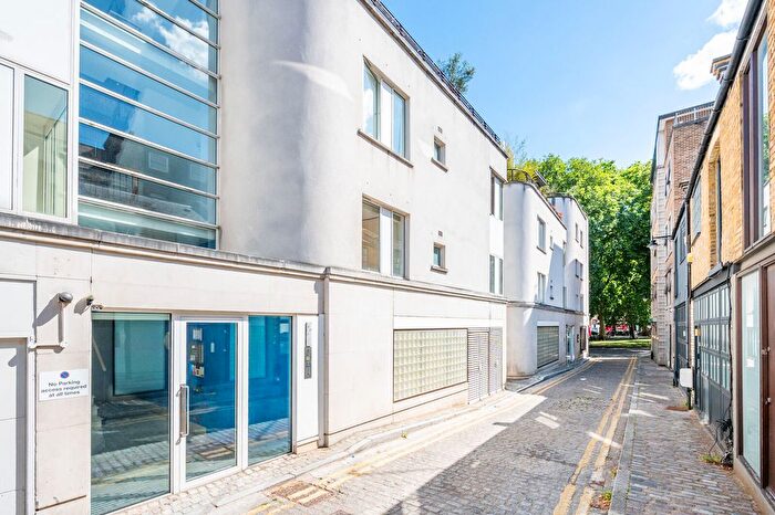 2 Bedroom Flat To Rent In Islington Green, Angel, London, N1