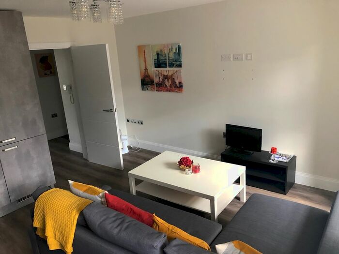 1 Bedroom Flat To Rent In Harrow Road, Maida Vale, W9