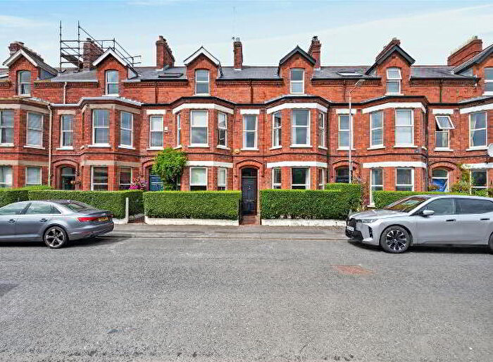 5 Bedroom Mid Terraced House For Sale In Ardmore Avenue, Belfast, BT7