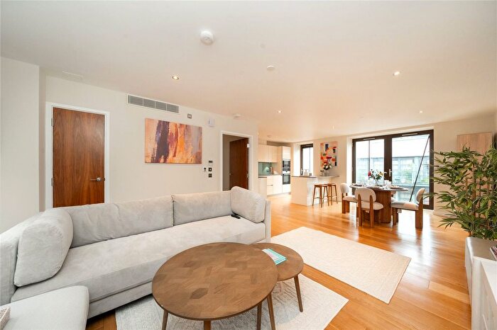 2 Bedroom Flat To Rent In Marsham Street, London, SW1P