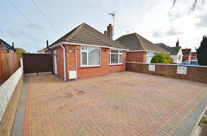 2 Bedroom Detached Bungalow For Sale In Marlowe Road, Clacton-On-Sea, Essex, CO15