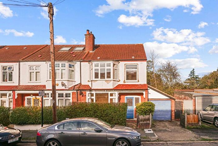4 Bedroom End Of Terrace House To Rent In Queensville Road, Balham, SW12