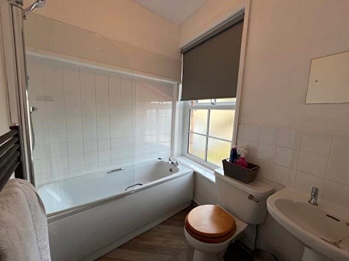 1 Bedroom Flat To Rent In Graham Road, Malvern, WR14