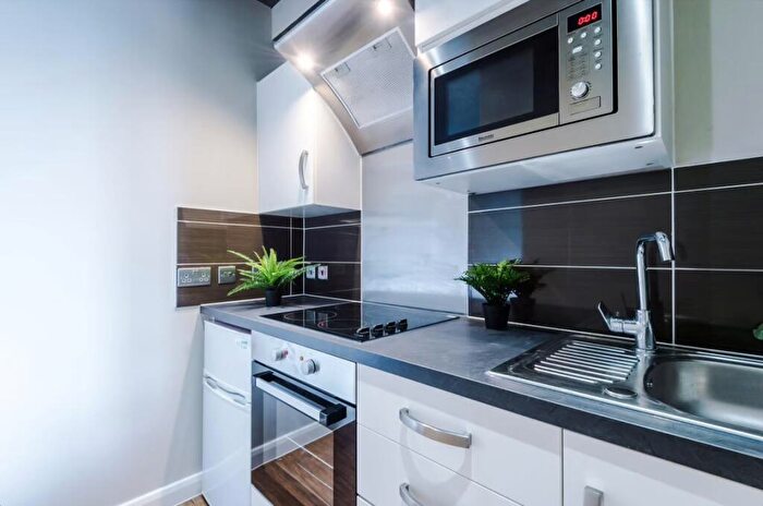 1 Bedroom Flat To Rent In Upper New Walk, Leicester, LE1