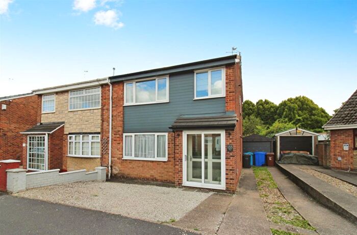 3 Bedroom Semi-detached House For Sale In Astral Way, Hull, HU7