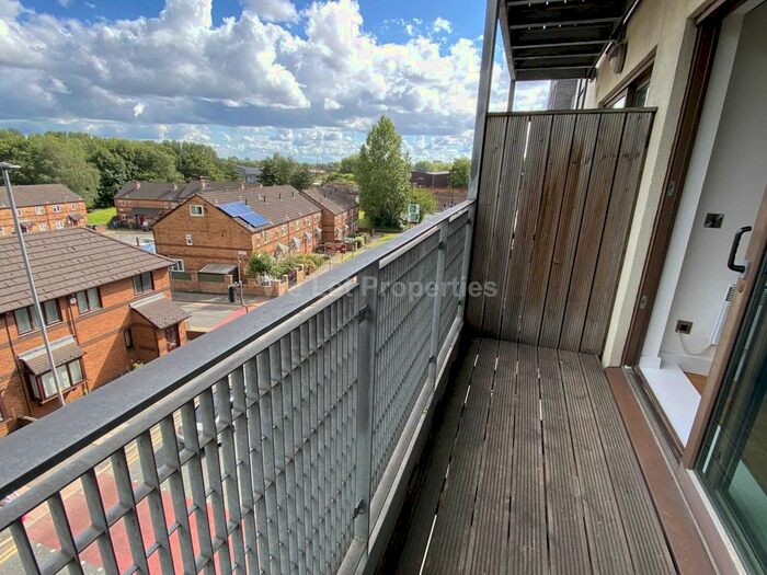 2 Bedroom Flat To Rent In Advent Two/Three, Isaac Way, M4