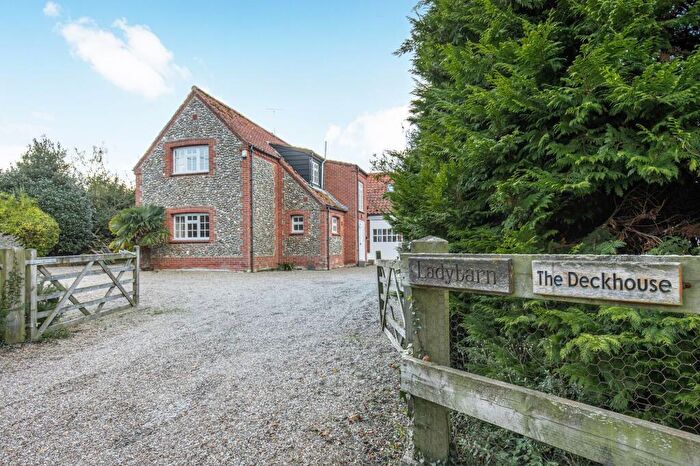 5 Bedroom Detached House For Sale In A Beautiful Four-bedroom, All En-suite Property In The Charming Village Of Blakeney., NR25