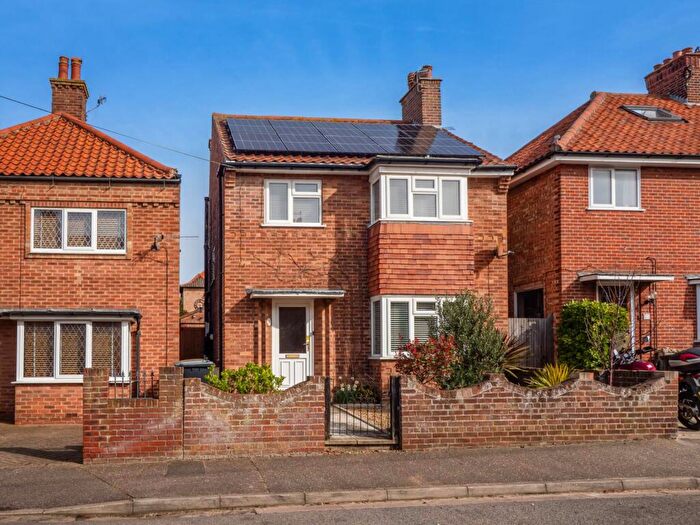 3 Bedroom Detached House For Sale In Priory Road, Sheringham, NR26