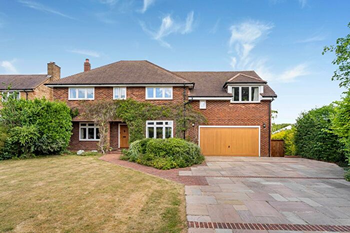 5 Bedroom Detached House For Sale In Castle Hill, Berkhamsted, Hertfordshire, HP4