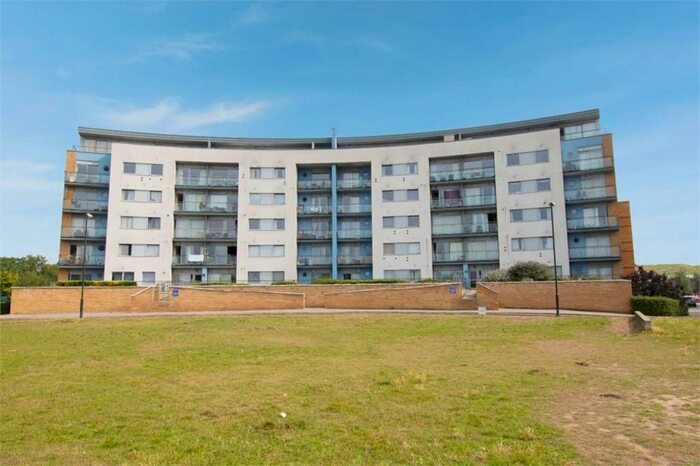 2 Bedroom Flat To Rent In Tideslea Path, London, SE28