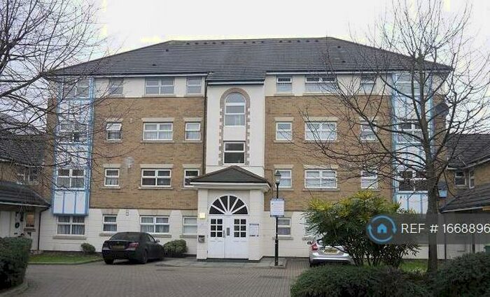 2 Bedroom Flat To Rent In Cuthberga Close, Barking, IG11