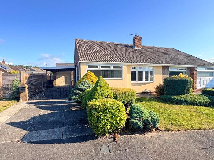 2 Bedroom Semi-Detached Bungalow For Sale In Lincolnshire Close, Belmont, Durham, DH1