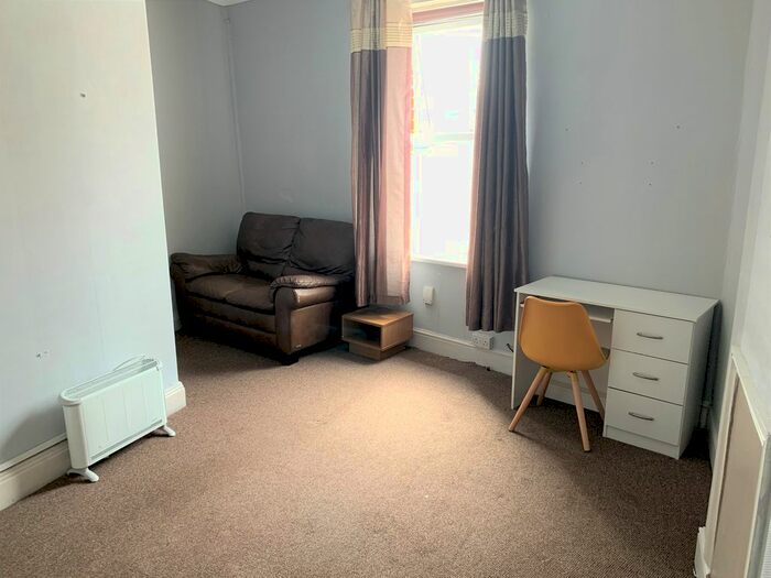 Studio To Rent In Beda Road, Canton, Cardiff CF5