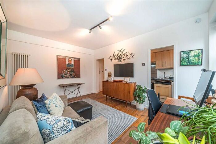 1 Bedroom Flat To Rent In Brixton Hill, London, SW2