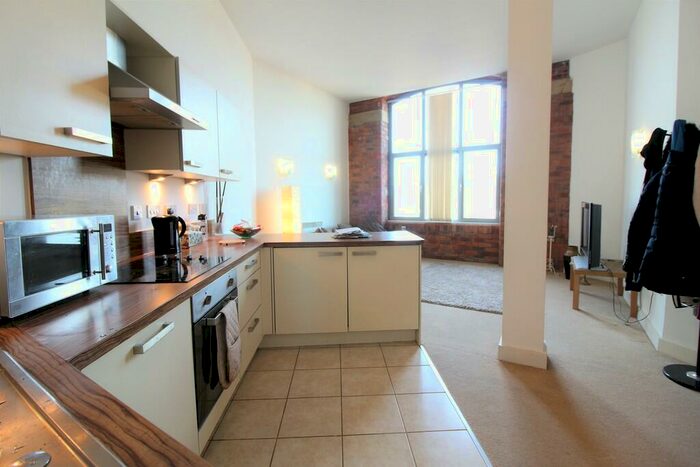 2 Bedroom Apartment To Rent In Silk Mill, Dewsbury Road, HX5