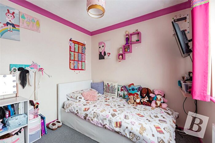 3 Bedroom Terraced House For Sale In Milburn Crescent, Chelmsford, Essex, CM1