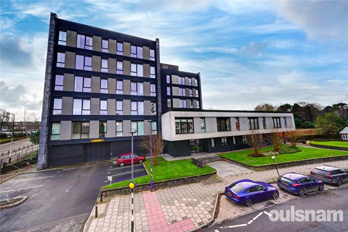 2 Bedroom Apartment For Sale In Bournville Lane, Bournville, Birmingham, B30