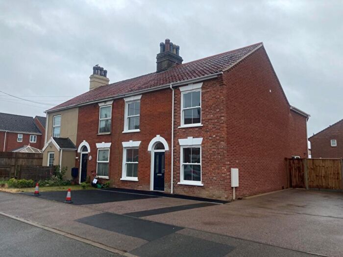 4 Bedroom House To Rent In Store Street, Roydon, Diss, Norfolk, IP22