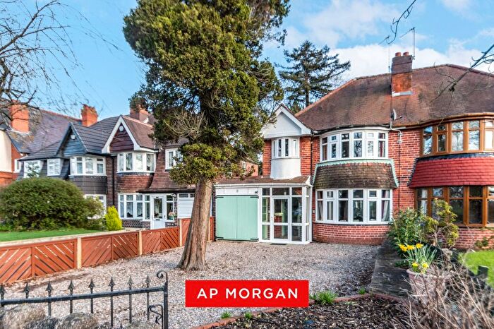 3 Bedroom Semi Detached House For Sale In Botteville Road, Birmingham, West Midlands, B27