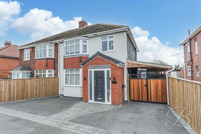 3 Bedroom Semi-Detached House For Sale In Melbourne Street, Mansfield Woodhouse, Mansfield, NG19