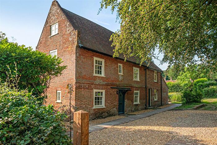 3 Bedroom Detached House To Rent In Water Street, Cranborne, Wimborne, BH21
