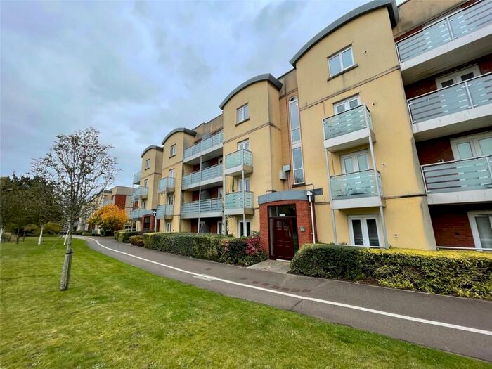 2 Bedroom Apartment To Rent In Heraldry Walk, Exeter, EX2