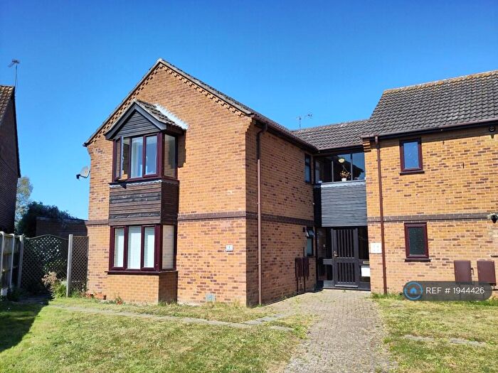 2 Bedroom Flat To Rent In Fletcher Way, Acle, Norwich, NR13