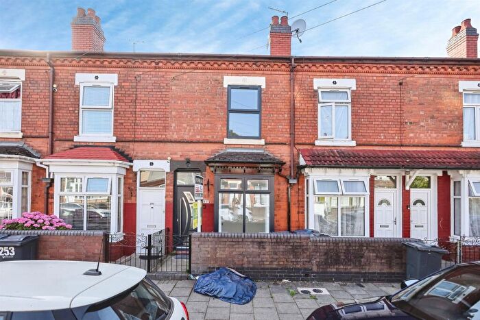 3 Bedroom Terraced House For Sale In Malmesbury Road, Birmingham, B10
