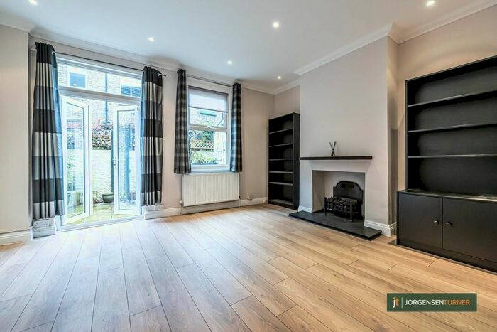 3 Bedroom Terraced House To Rent In Galloway Road, London, W12