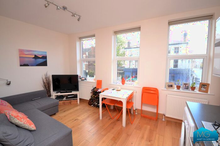 1 Bedroom Flat To Rent In High Road, East Finchley, London, N2