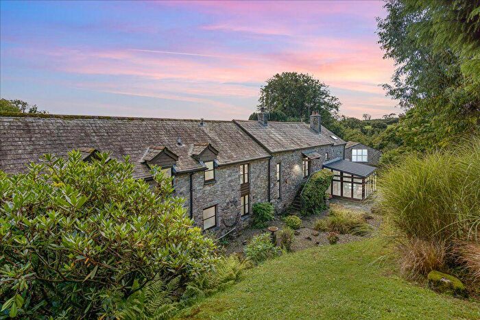 5 Bedroom Barn Conversion For Sale In Penquite Barn, Rosecraddock, Cornwall, PL14