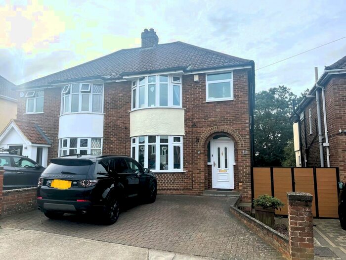 3 Bedroom House To Rent In Oulton Road, Ipswich, Suffolk, IP3