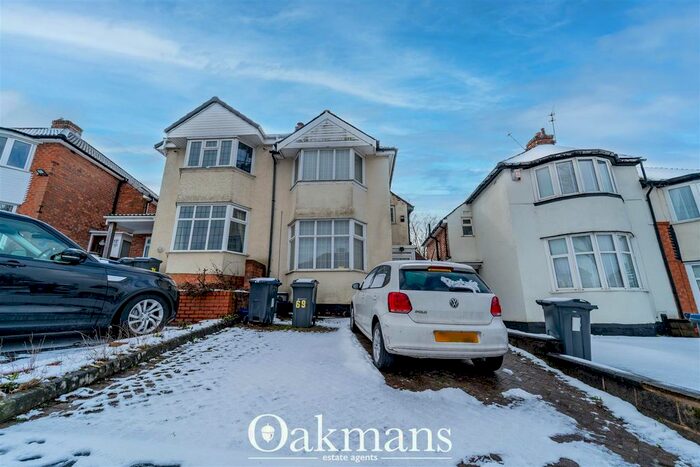 3 Bedroom Semi-Detached House To Rent In Durley Dean Road, Selly Oak, Birmingham, B29