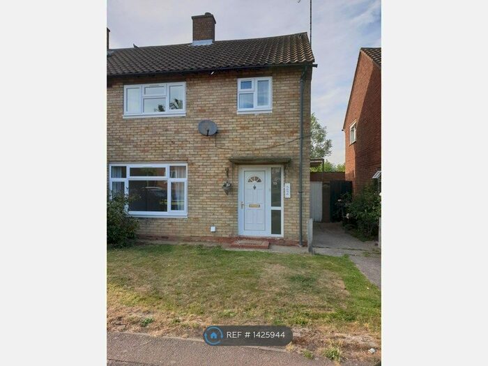 3 Bedroom Semi-Detached House To Rent In Monkwick Avenue, Colchester, CO2