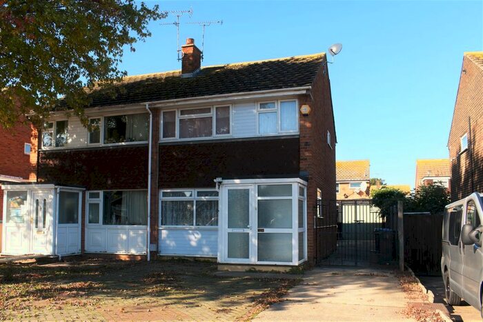 3 Bedroom Semi-Detached House To Rent In The Silvers, Broadstairs, CT10