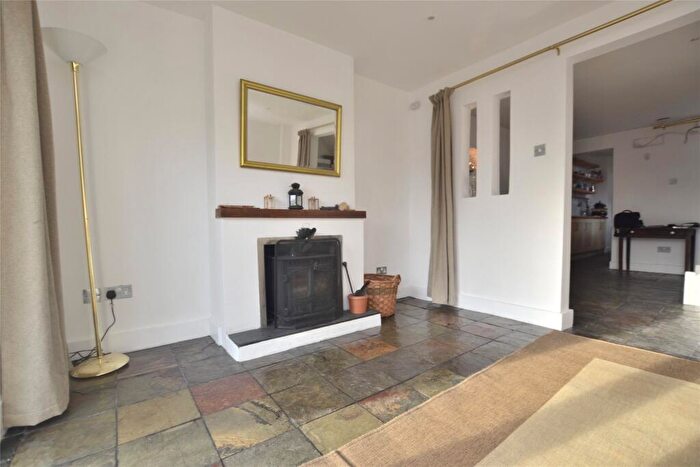 2 Bedroom Terraced House To Rent In Central Road, Stroud, Gloucestershire, GL5