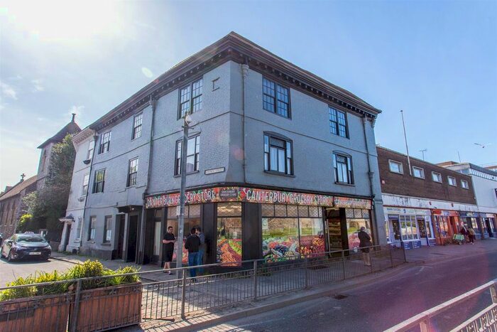 2 Bedroom Flat To Rent In Lower Bridge Street, Canterbury, CT1