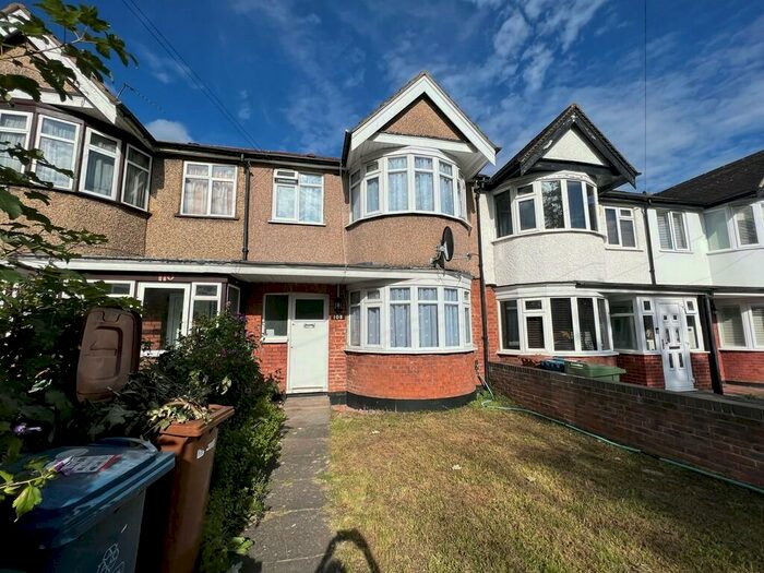 3 Bedroom Terraced House To Rent In Kings Road, Harrow, HA2