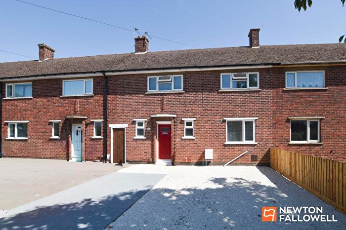 3 Bedroom Terraced House For Sale In Castle Road, Mountsorrel, LE12