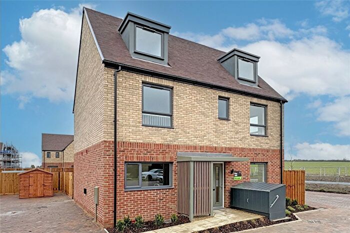 4 Bedroom Detached House For Sale In Netherhall Gardens, Cambridge, CB1