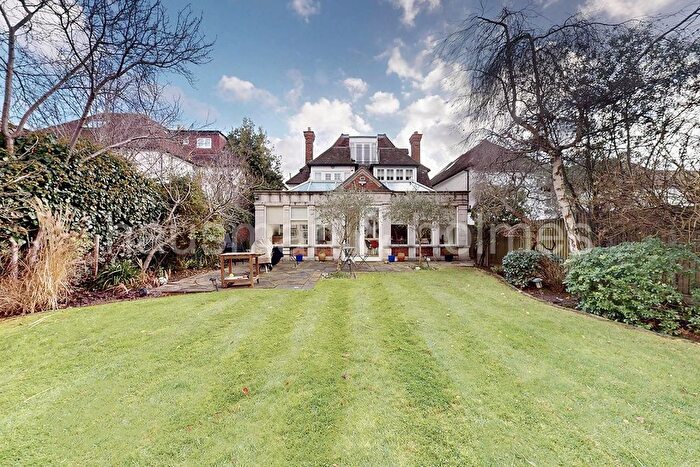 5 Bedroom Detached House For Sale In Basing Hill, NW11