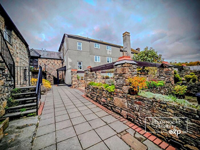 2 Bedroom Flat For Sale In Woodland Court, Woodland Road, Ivybridge, PL21