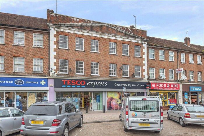 3 Bedroom Flat To Rent In Field End Road, Ruislip, Middlesex, HA4