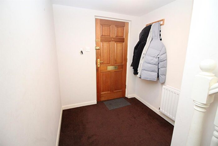 2 Bedroom Flat For Sale In Main Street, Kirknewton, EH27