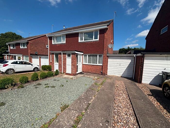 2 Bedroom Semi-Detached House To Rent In Prestbury Close, Redditch, B98
