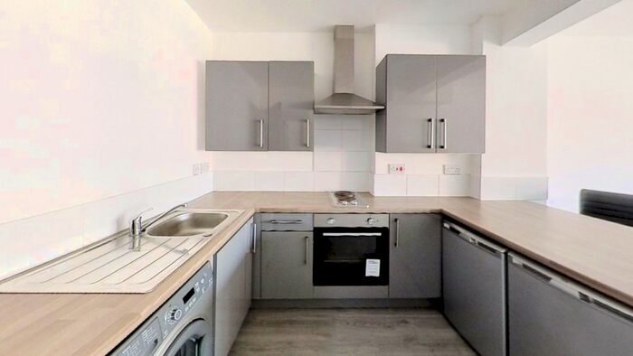 2 Bedroom Flat To Rent In London Road, Liverpool, L3