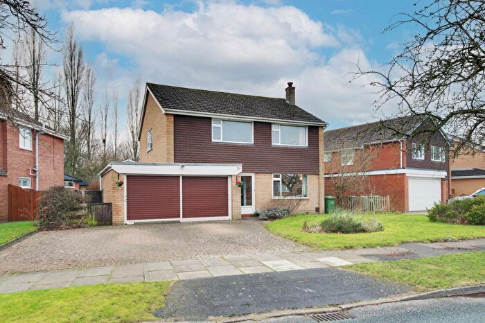 4 Bedroom Detached House For Sale In Tatton Drive, Sandbach, CW11