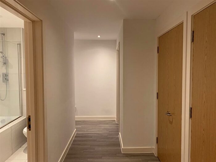 3 Bedroom Flat To Rent In Simpson Street, Manchester, M4